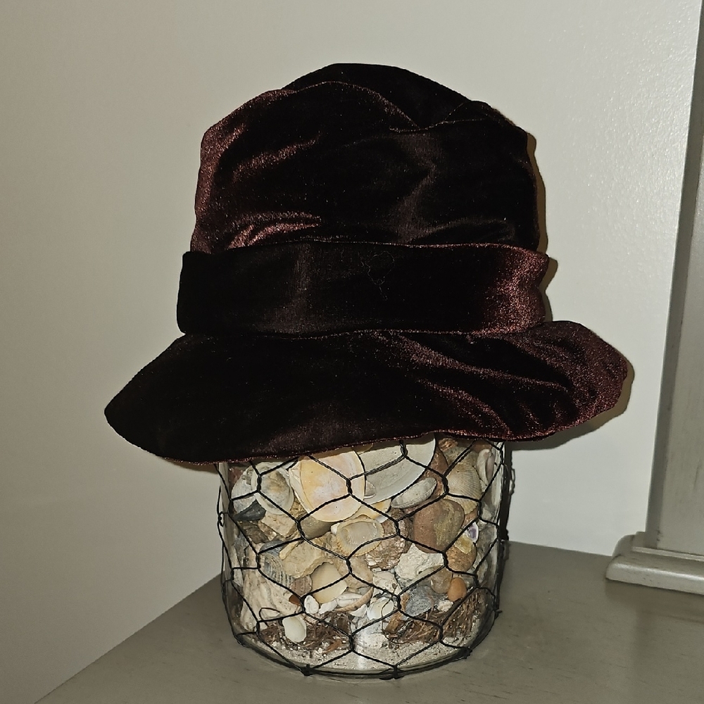 Velvet Dark Brown Hat Retro Men Women One Size Fall Winter